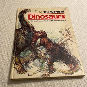 Vintage 1977 The world of dinosaurs book by Richard moody